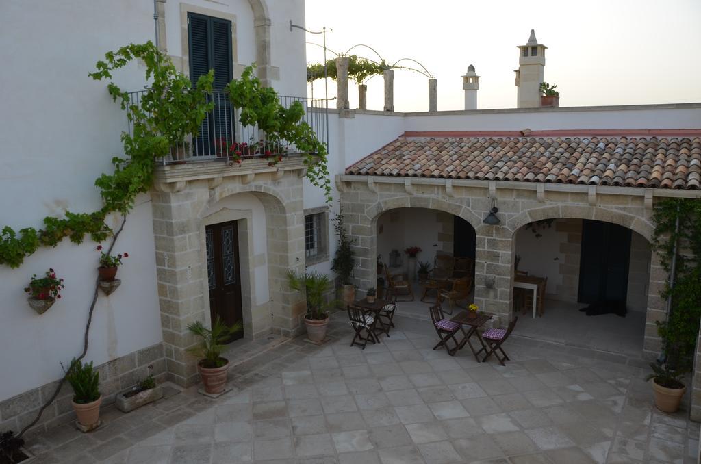 Corte Dei Salentini Carpignano Salentino Exterior foto
